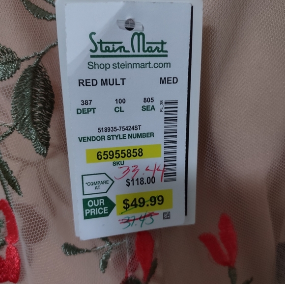 NWT Women's embroidered sleeveless dress. Size M - Picture 4 of 8